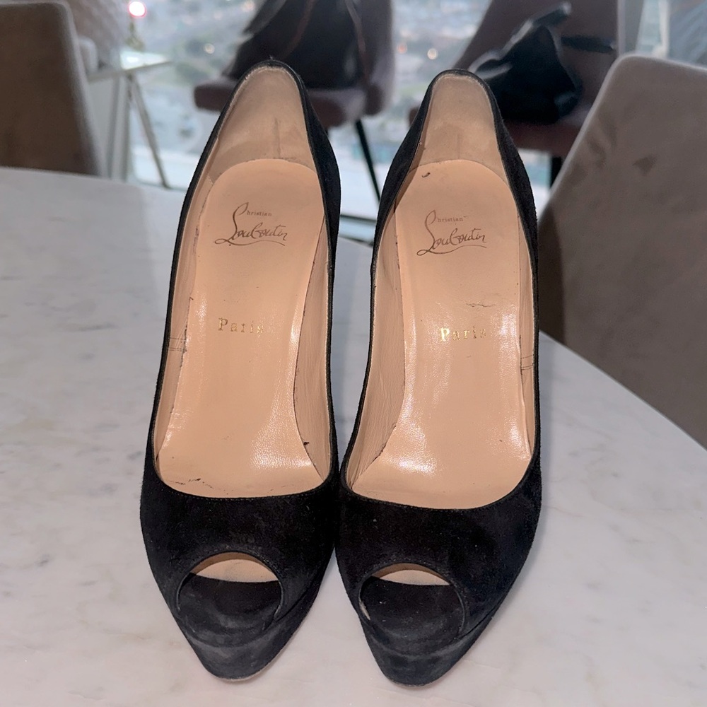 Christian Louboutin black chunky heel peep toe pump